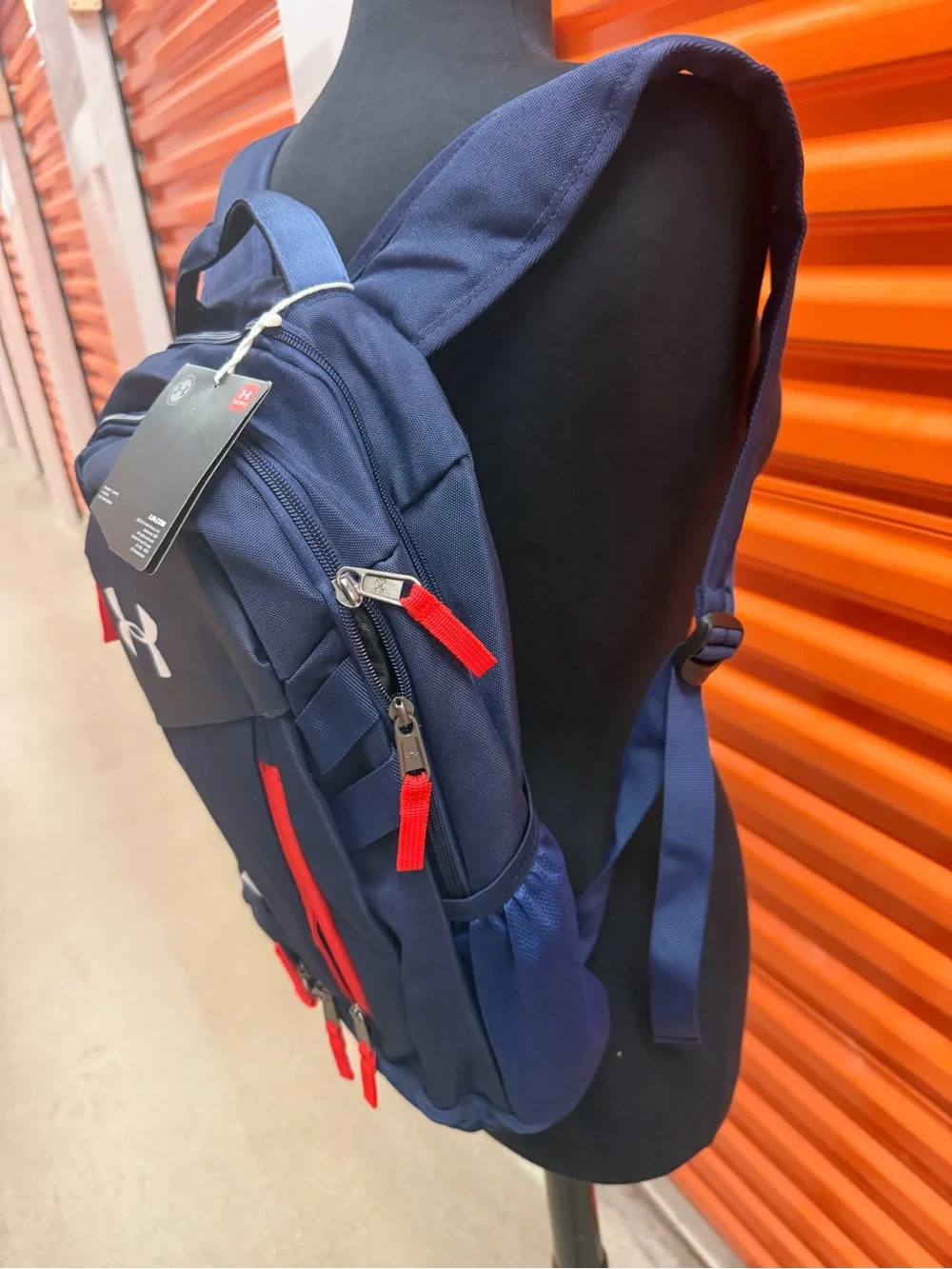 NWT Under Armour Men’s Navy Blue UA Roll Trance Backpack